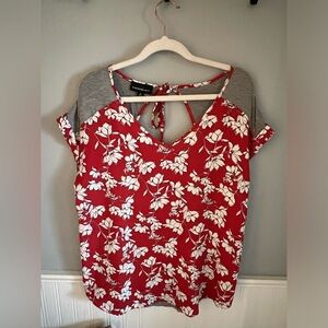 Floral mixed material blouse